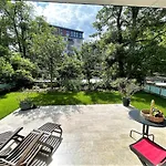 Deluxe Apartments Christina 120 m² im Design Hotel Vosteen