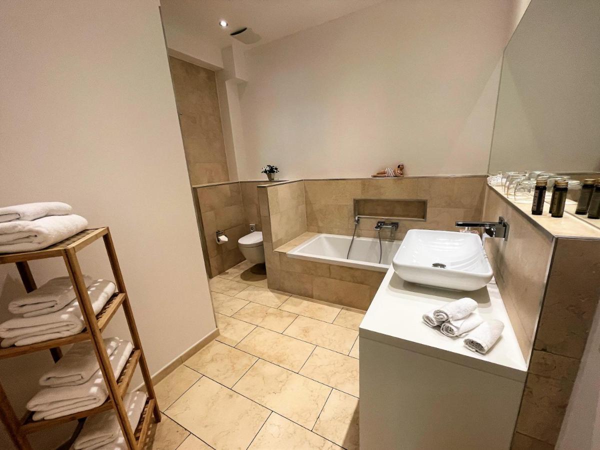 Aparthotel 120qm Deluxe Christina Im Stil Design Vosteen Naehe Der Kaiserburg Nürnberg